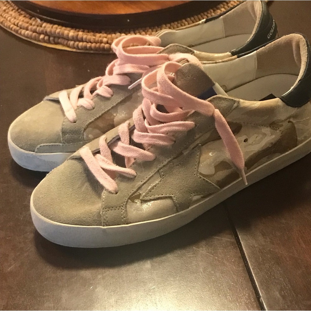 Golden Goose woman’s Sneaker